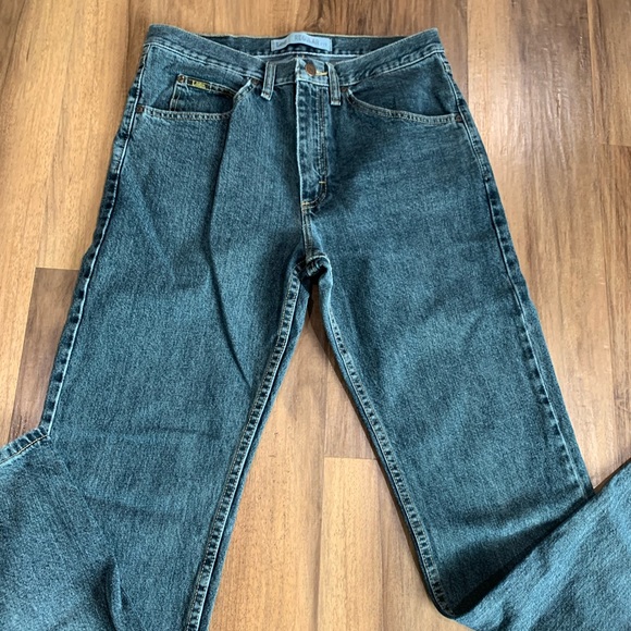 Lee Jeans Size 32x34 - Picture 2 of 8
